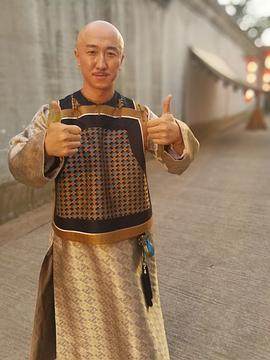 佟骏