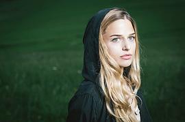 Stephanie Nur