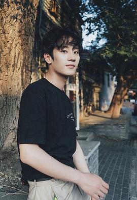 刘柠昊