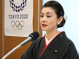 石井苗子