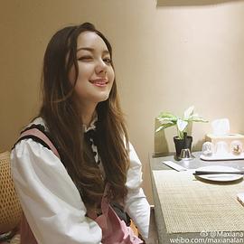 李思彤