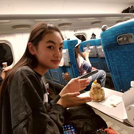八木莉可子
