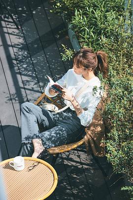 小林由依