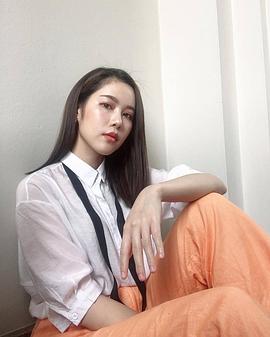 拉维雅楠·塔格