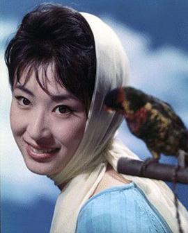 三田佳子