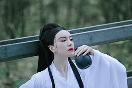 吴一含