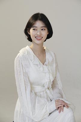 郑伊书