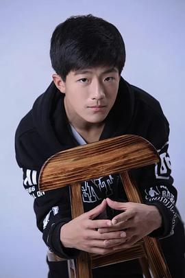 李卓钊
