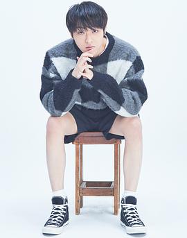 李泰彬