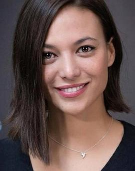 Elisa Mouliaá
