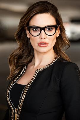 Stefanie Peti
