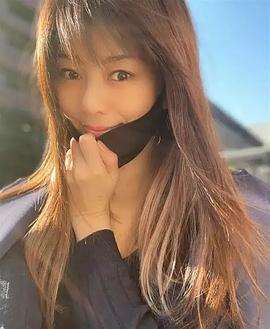英令奈