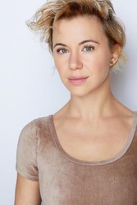 Júlia Ubrankovics