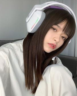 景井ひな