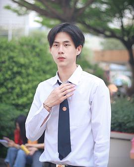 塔纳温·坡查伦拉特