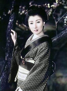 山本富士子
