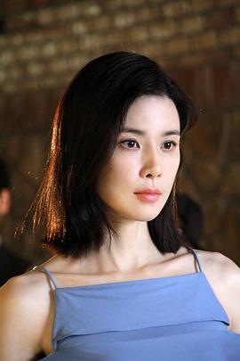 李宝英