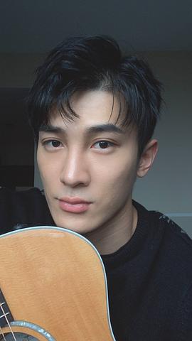 李向哲