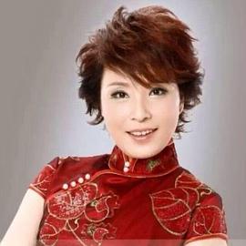 胡晴云