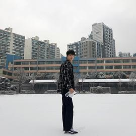 白济宇