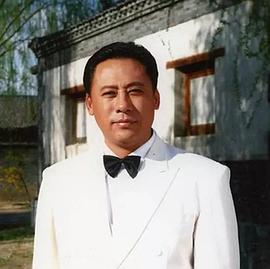 杨凡