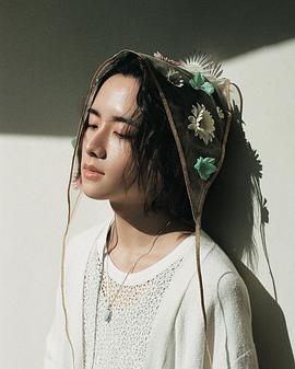板垣李光人