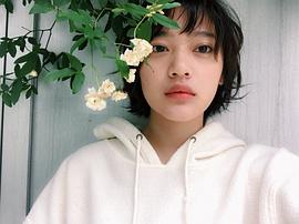 希代 彩