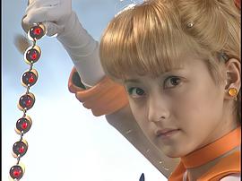 小松彩夏