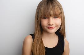 Anastasia Veronica Lee