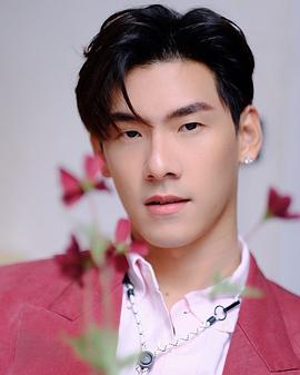 塔纳科恩·库尔贾拉松巴特