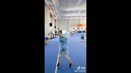 梁壁荧