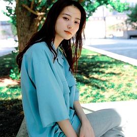 高田里穗
