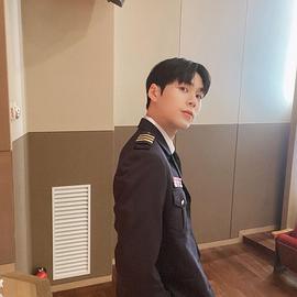 李东源