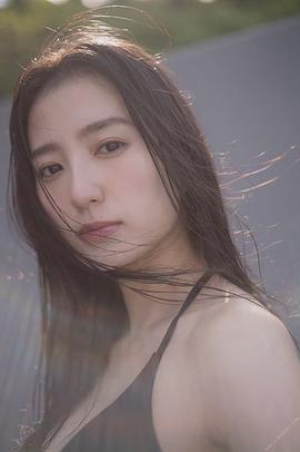 高田里穗