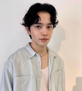 铃木康介