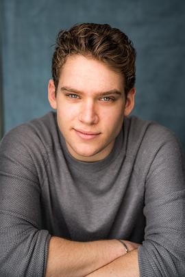 Maxim Ays
