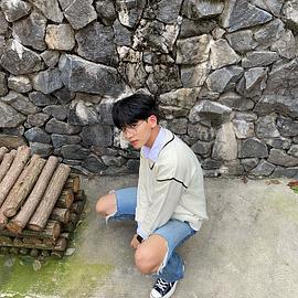 梁爀