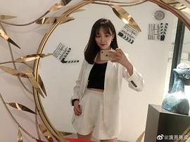 张奕
