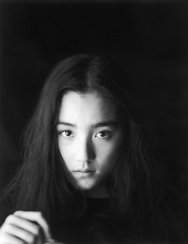 一色纱英