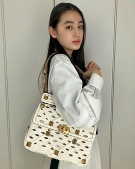八木莉可子