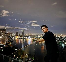 平·素拉基特·克姆考