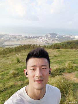 谌龙