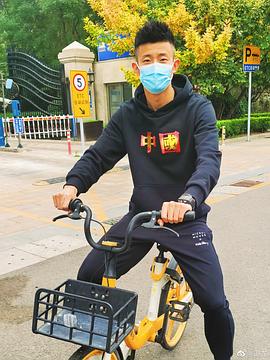 谌龙