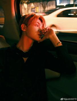黄明昊