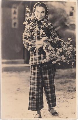 李丽华