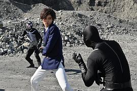 藤冈真威人