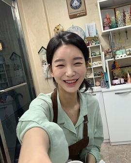 李孝娜
