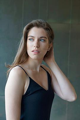 Julia Terranova