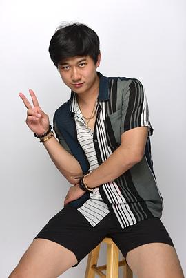 李松璞