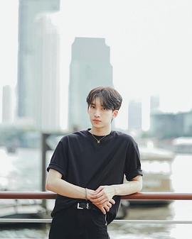 李诺恩